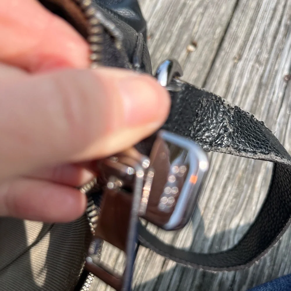 DESIGNER  GUCCI BLACK BAG, distressed - Picture 5 of 10